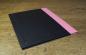 Preview: Schwarze Sammelmappe, rosa Leinen